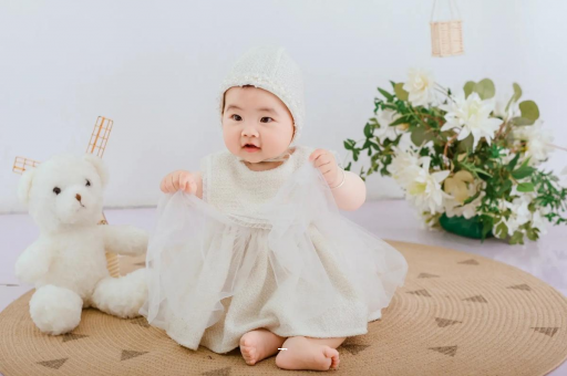 来宾宝宝不吃奶怎么办